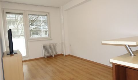 Eladó 2 szobás lakás, 2 szobás lakás, Vlčie Hrdlo, Bratislava - Ružino