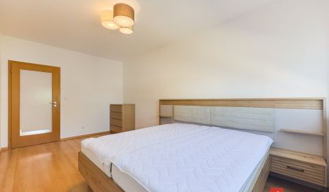 Kiadó 2 szobás lakás, Bratislava - Ružinov, Szlovákia