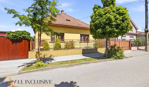 Eladó Családi ház, Családi ház, Dunajská Streda, Szlovákia