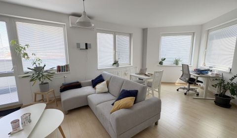 Kiadó 2 szobás lakás, 2 szobás lakás, Jégého, Bratislava - Ružinov, Sz