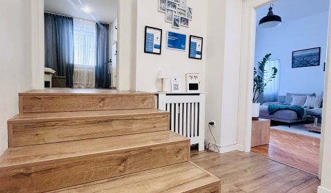 Kiadó 3 szobás lakás, 3 szobás lakás, Hlavné námestie, Nové Zámky, Szl