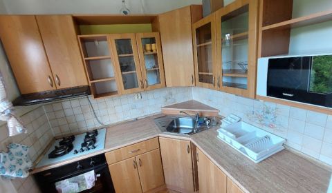 Kiadó 3 szobás lakás, 3 szobás lakás, Švermova, Banská Bystrica, Szlov