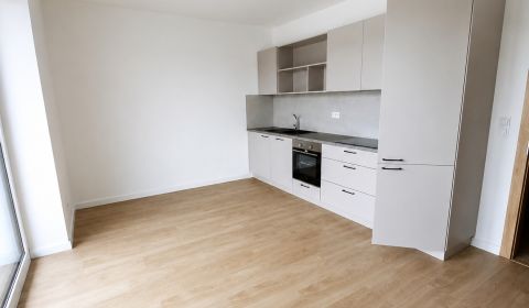 Kiadó 2 szobás lakás, 2 szobás lakás, Letná, Stará Ľubovňa, Szlovákia