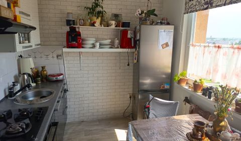 Eladó 2 szobás lakás, 2 szobás lakás, Nové Zámky, Szlovákia