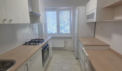 Kiadó 3 szobás lakás, 3 szobás lakás, Nitra, Szlovákia