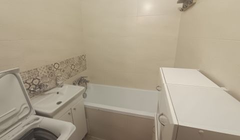 Kiadó 3 szobás lakás, 3 szobás lakás, Nové Zámky, Szlovákia