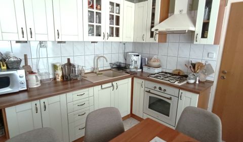 Kiadó 3 szobás lakás, 3 szobás lakás, Nové Zámky, Szlovákia
