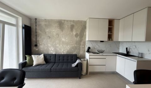 Kiadó 2 szobás lakás, 2 szobás lakás, Kysucká, Košice - Západ, Szlovák