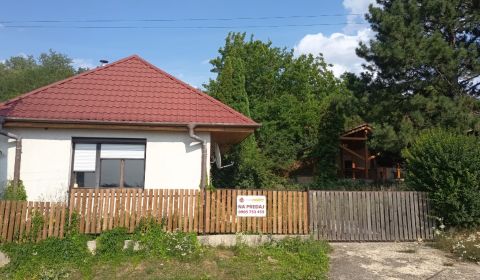 Eladó Családi ház, Családi ház, Nové Zámky, Szlovákia