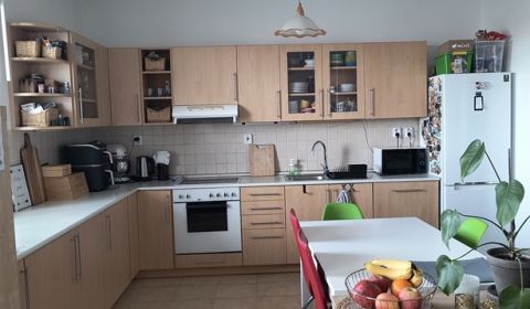 Kiadó 2 szobás lakás, 2 szobás lakás, Tomášikova, Bratislava - Ružinov