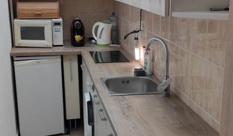 Eladó 1 szobás lakás, 1 szobás lakás, Krížna, Bratislava - Staré Mesto