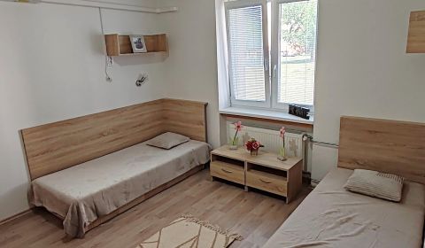Kiadó 1 szobás lakás, 1 szobás lakás, Sústružnícka, Komárno, Szlovákia