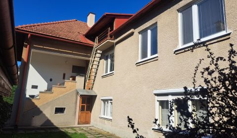 Eladó Családi ház, Családi ház, Banská Bystrica, Szlovákia