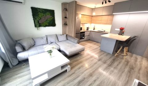 Kiadó 3 szobás lakás, 3 szobás lakás, Ivanská cesta, Bratislava - Ruži