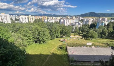 Eladó 3 szobás lakás, 3 szobás lakás, Magurská, Banská Bystrica, Szlov