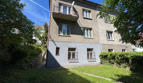 Eladó Családi ház, Családi ház, Krátka, Bratislava - Staré Mesto, Szlo