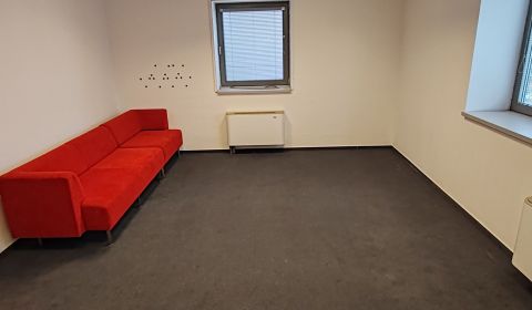 Kiadó Irodahelység, Irodahelység, Záhradnícka, Komárno, Szlovákia