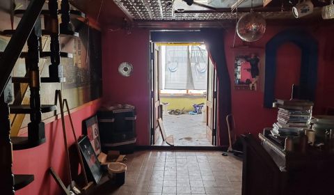 Eladó Épület, Épület, ul. Roľníckej školy, Komárno, Szlovákia