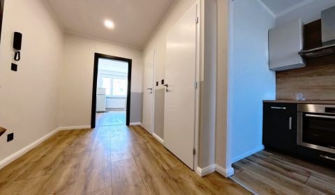 Eladó 3 szobás lakás, 3 szobás lakás, Dunajská, Nitra, Szlovákia
