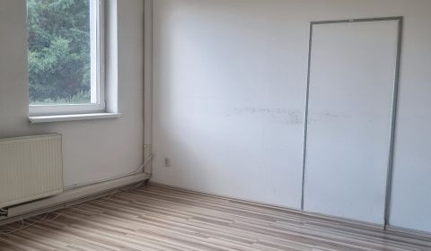 Kiadó Üzlethelység, Üzlethelység, Fraňa Mojtu, Nitra, Szlovákia