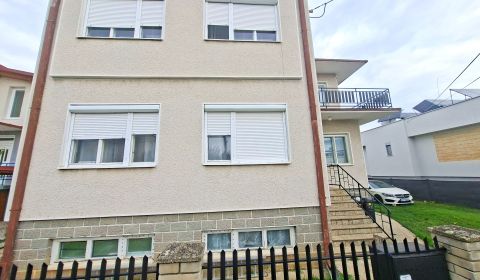 Eladó Családi ház, Családi ház, Lúčnica nad Žitavou, Nitra, Szlovákia