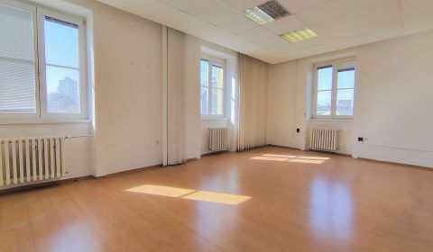 Kiadó Irodahelység, Irodahelység, Odborárske námestie, Bratislava - St