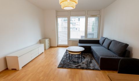 Kiadó 2 szobás lakás, 2 szobás lakás, Hrachová, Bratislava - Ružinov, 