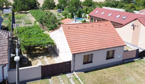 Eladó Családi ház, Családi ház, Slovenská Nová Ves, Trnava, Szlovákia