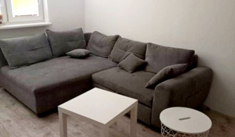 Eladó 3 szobás lakás, 3 szobás lakás, Hany Meličkovej, Bratislava - Ka