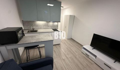 Eladó Apartmanok, Apartmanok, Žilina, Szlovákia