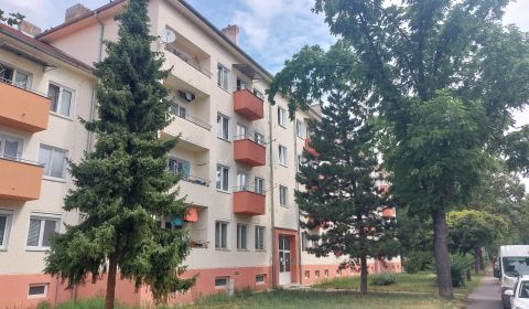 Eladó 2 szobás lakás, 2 szobás lakás, Ul. 28. októbra, Trenčín, Szlová
