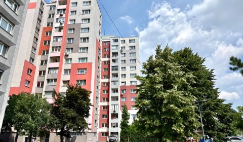 Eladó 3 szobás lakás, 3 szobás lakás, Andrusovova, Bratislava - Petrža