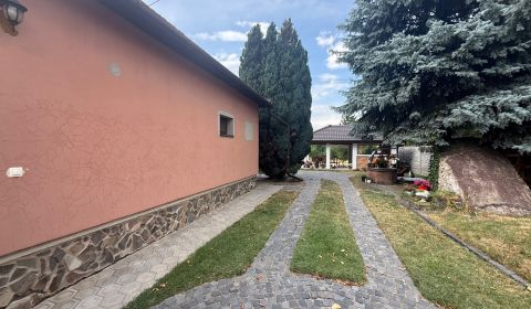 Eladó Családi ház, Családi ház, Komárno, Szlovákia