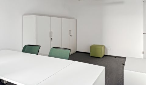 Kiadó Irodahelység, Irodahelység, Metodova 8, Bratislava - Ružinov, Sz