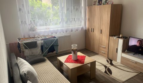 Eladó 2 szobás lakás, 2 szobás lakás, Rožňava, Szlovákia