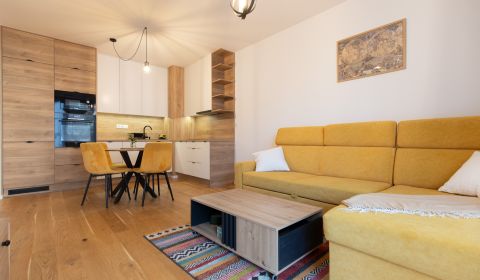 Kiadó 2 szobás lakás, 2 szobás lakás, Košická, Bratislava - Ružinov, S