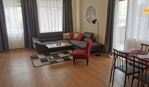 Kiadó 2 szobás lakás, 2 szobás lakás, Rovná, Poprad, Szlovákia