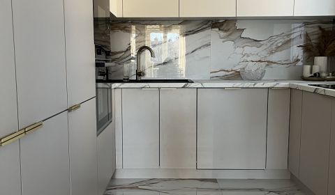 Kiadó 2 szobás lakás, 2 szobás lakás, Ambra Pietra, Martin, Szlovákia