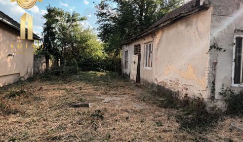 Eladó Családi ház, Családi ház, Nové Zámky, Szlovákia