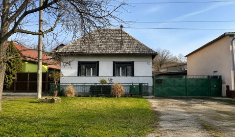 Eladó Családi ház, Családi ház, Levice, Szlovákia