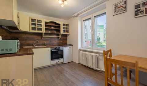 Eladó 1 szobás lakás, 1 szobás lakás, 9.mája, Poprad, Szlovákia