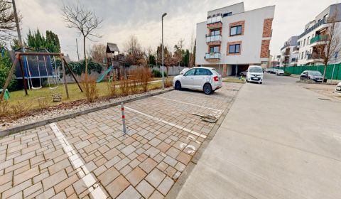 Eladó Garázsok, Garázsok, Na piesku, Bratislava - Ružinov, Szlovákia