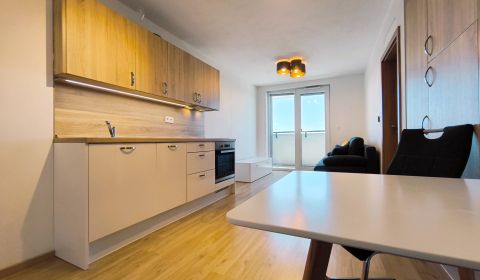 Kiadó 2 szobás lakás, 2 szobás lakás, Závodu Matador, Bratislava - Pet