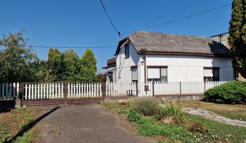 Eladó Családi ház, Családi ház, 29. augusta, Trebišov, Szlovákia