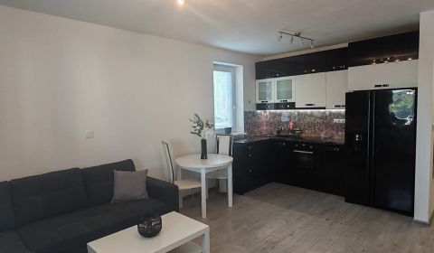 Kiadó 2 szobás lakás, 2 szobás lakás, Potravinárska, Nitra, Szlovákia