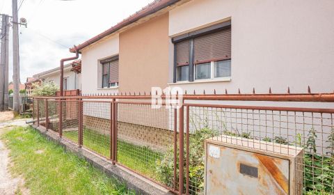 Eladó Családi ház, Családi ház, Nitra, Szlovákia