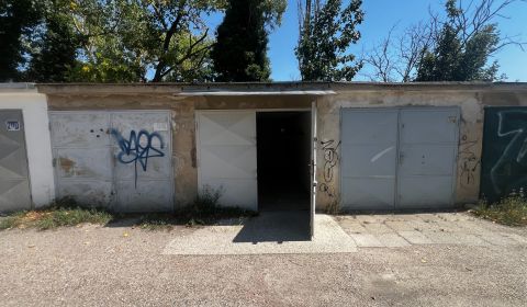 Eladó Garázsok, Garázsok, Vyhnianska cesta, Bratislava - Nové Mesto, S