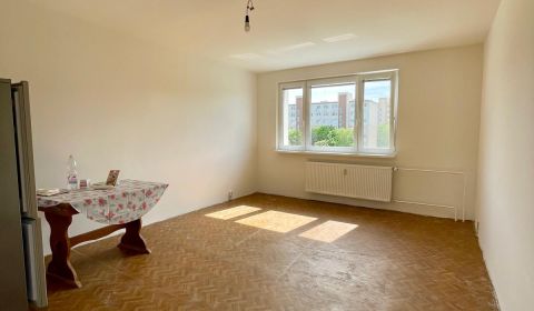 Eladó 3 szobás lakás, 3 szobás lakás, Zvolenská, Nitra, Szlovákia