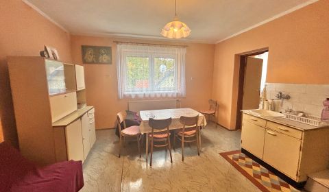 Eladó Családi ház, Családi ház, Budatínska Lehota, Kysucké Nové Mesto,