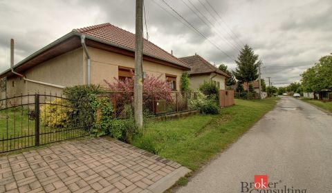 Eladó Családi ház, Zlaté Moravce, Szlovákia